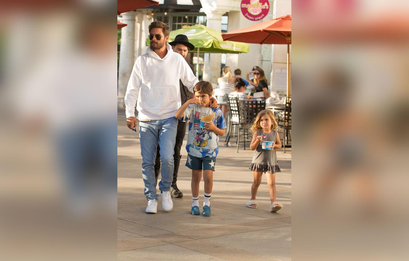 Kourtney Kardashian Scott Disick Custody Kids Demands