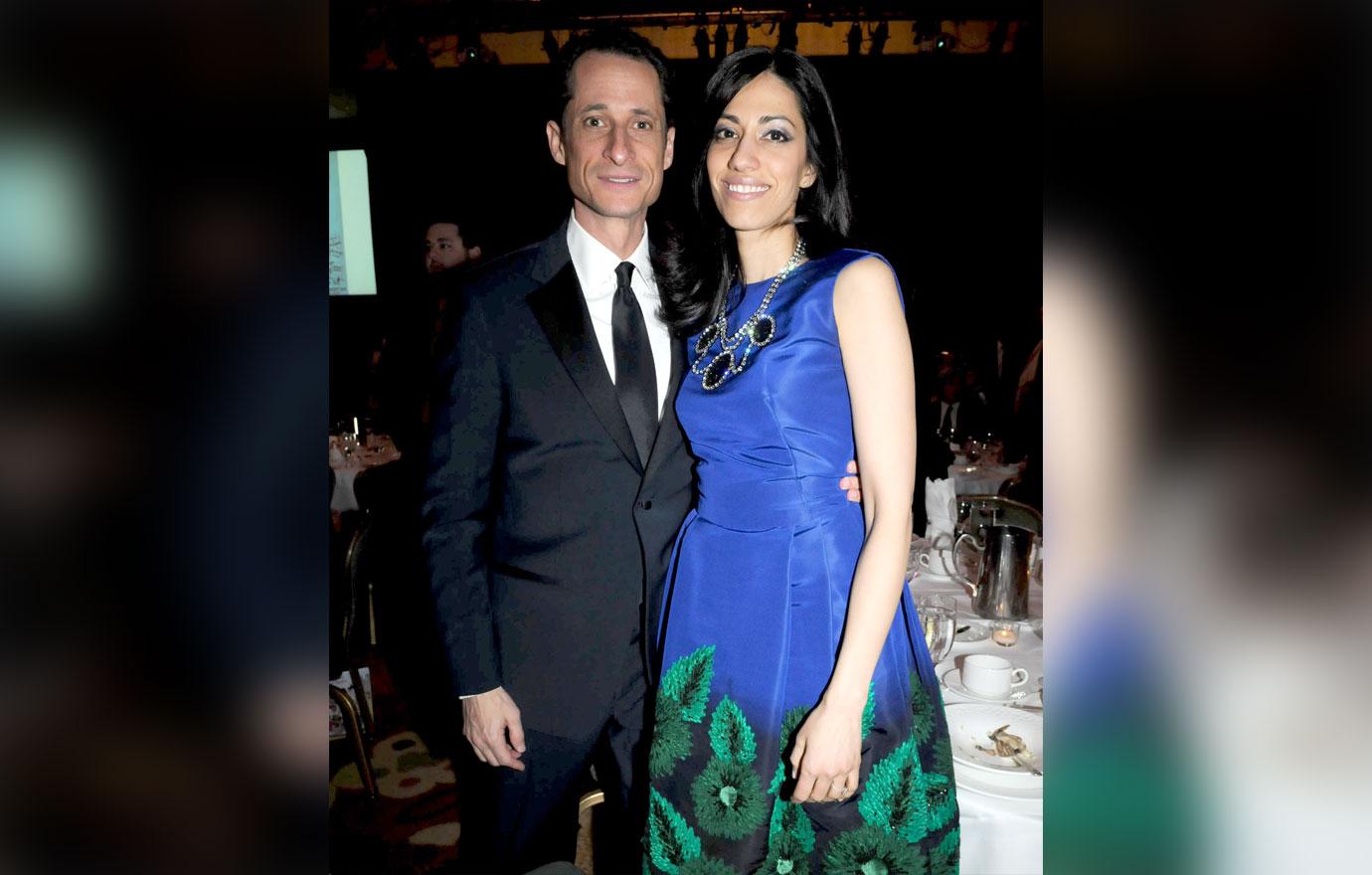 anthony weiner ex wife huma abedin recalls moment penis photo twitter