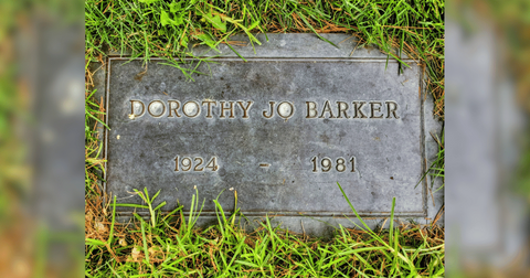 Dorothy Jo Barker's gravestone.