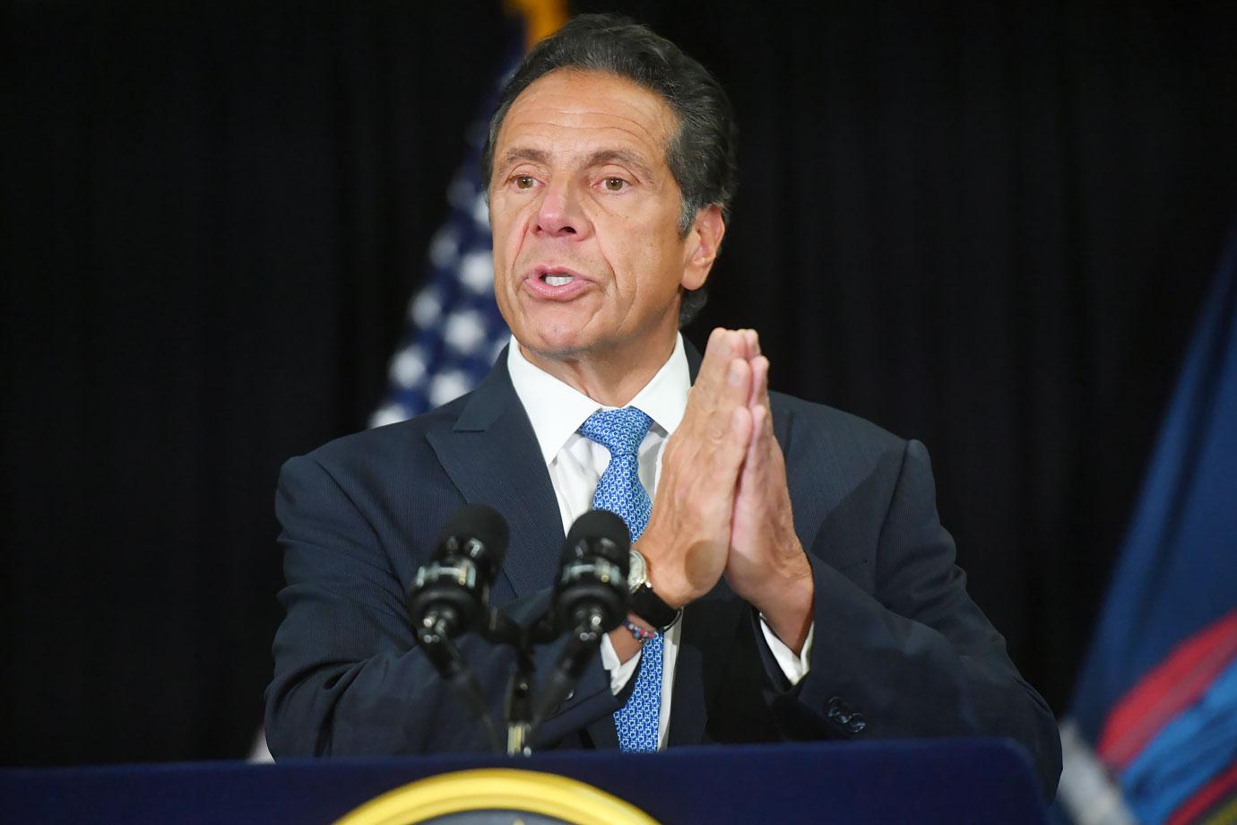 andrew cuomo accuser charlotte bennett demands new york governor resign sexual harassment investigation r