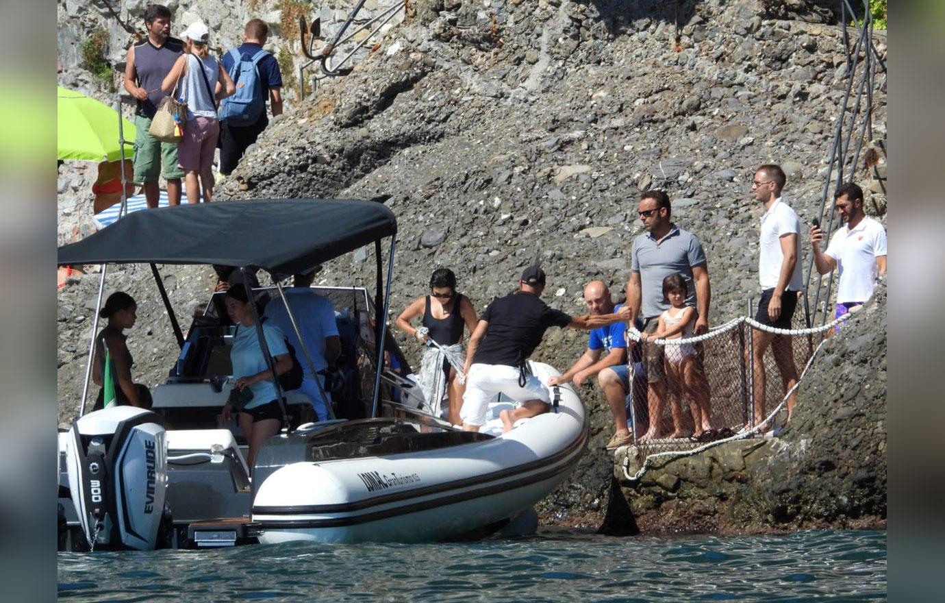 Kourtney Takes Boat Trip With Kids Amid Poosh Drama