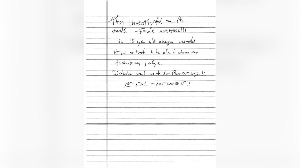 The note reads, 'Time to say goodbye'