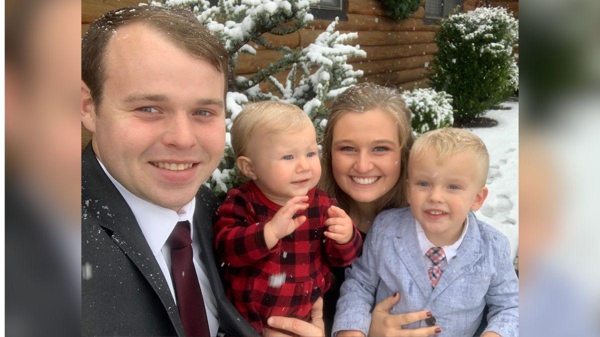 Photo of Joe Duggar and family