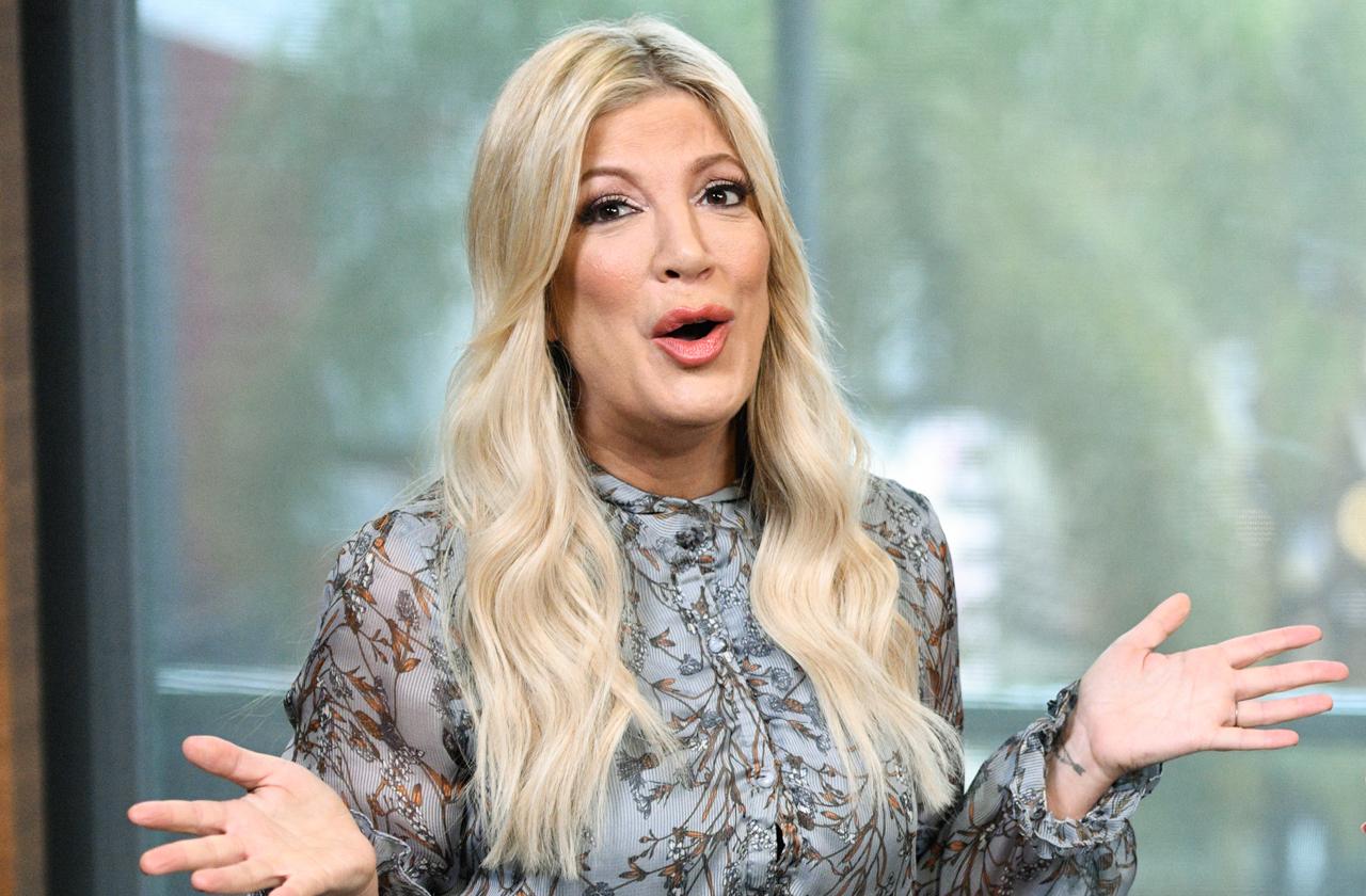 tori spelling new job 90210 revival money troubles