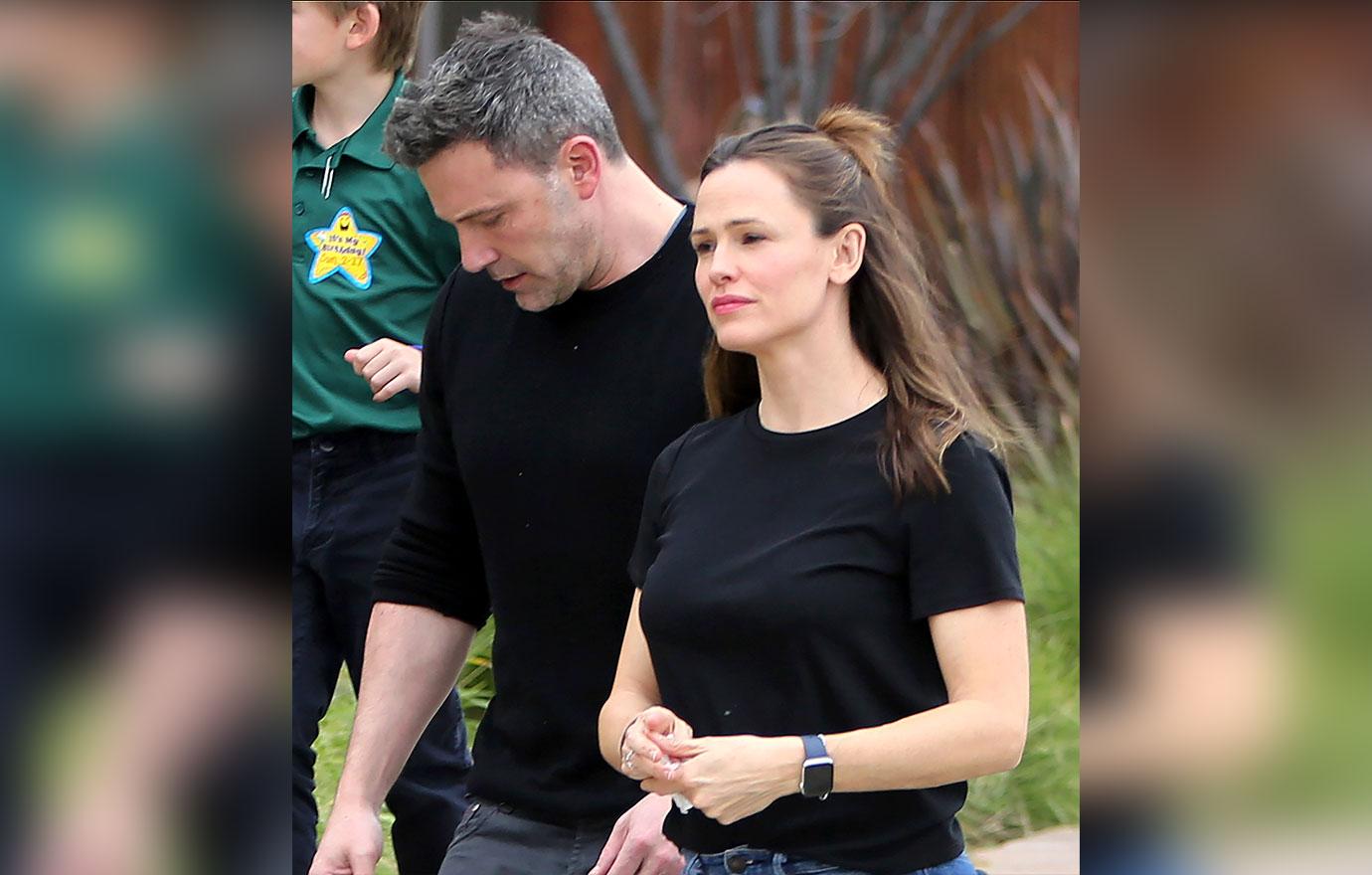 Jennifer Garner Ben Affleck Reunite For Son Birthday