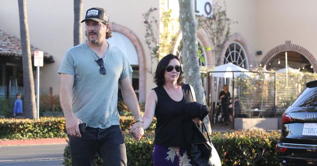 Shannen Doherty Husband Date Cancer Surgery