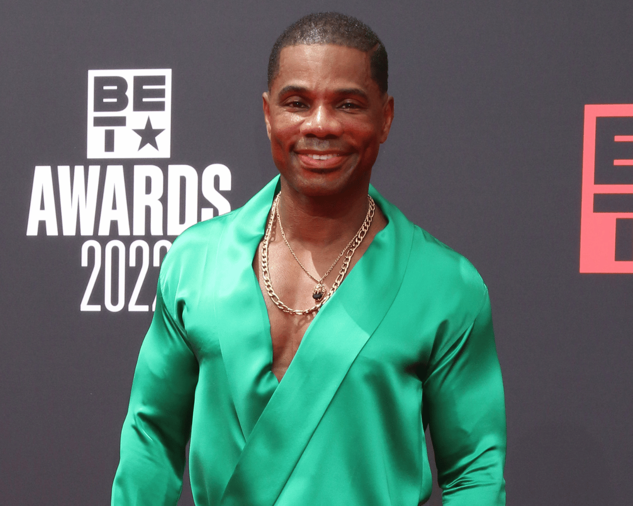 Kirk Franklin's Son Calls Him Out For Family Christmas Card Diss