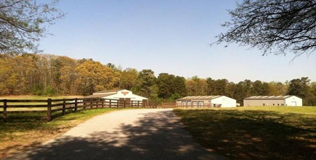 //evander holyfield georgia mansion sells   million