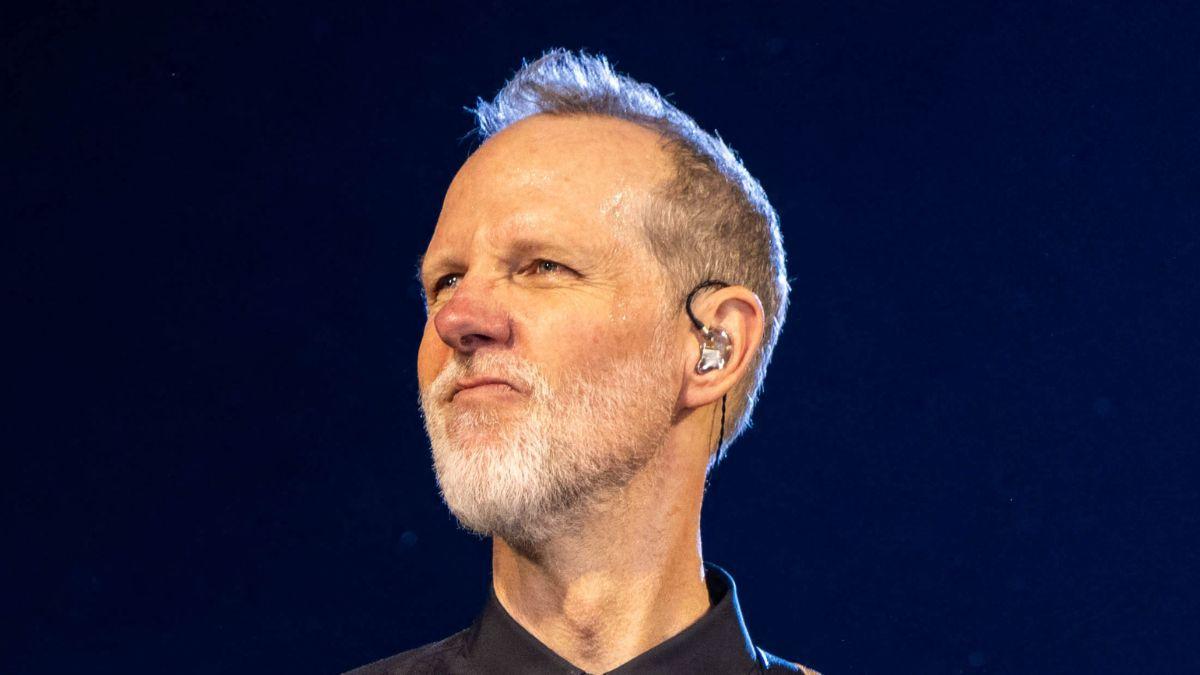 picture of Tom Dumont 