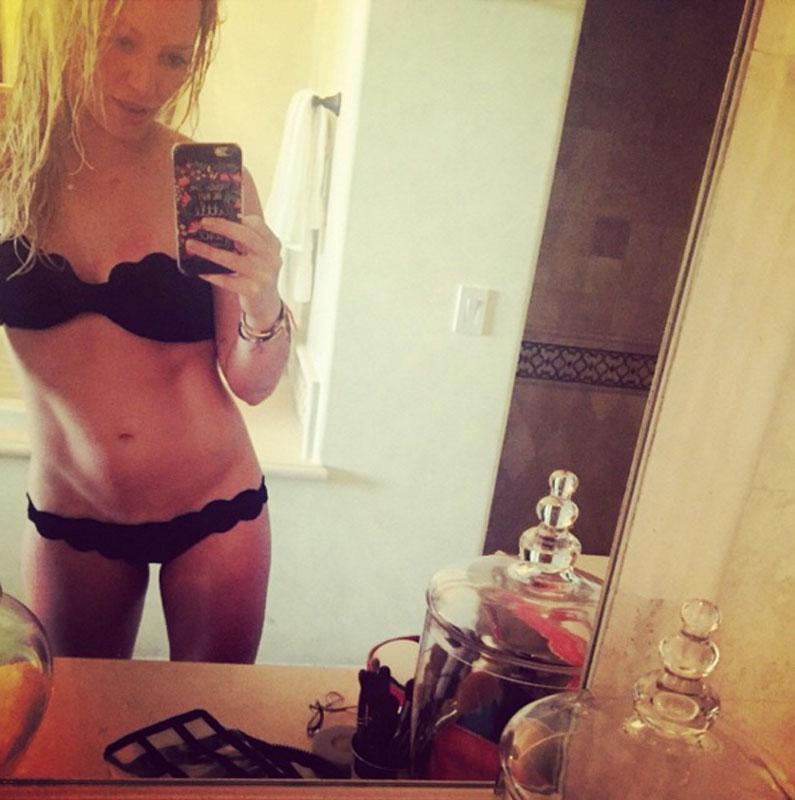 Sexiest Celebrity Selfies 2015