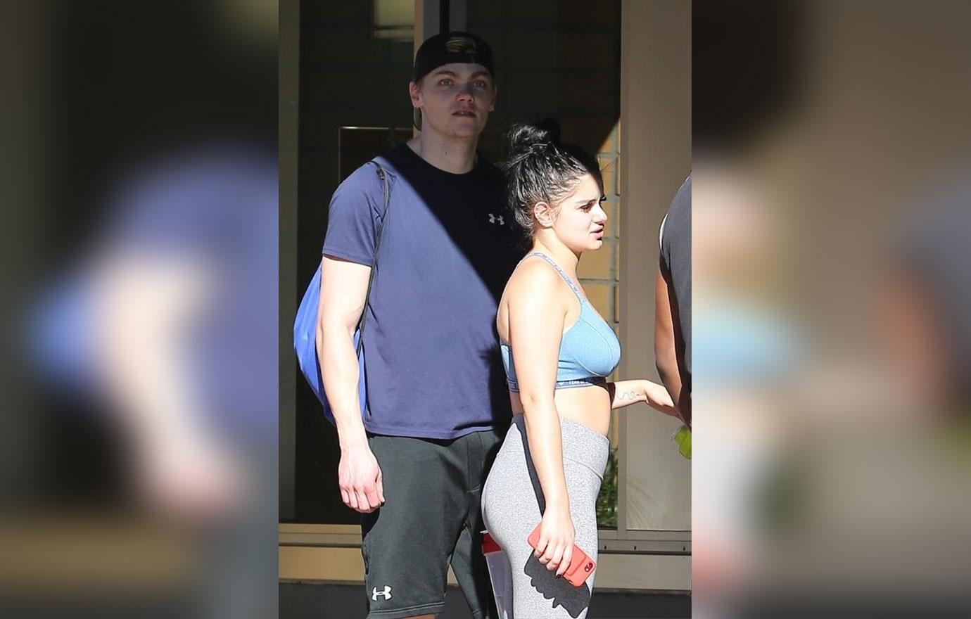 Scantily Clad Ariel Winter Exercises With Boyfriend Levi Meaden