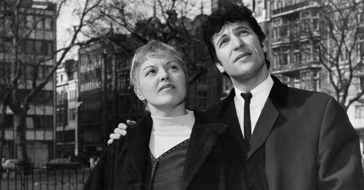 Photo of Tom Jones and Wife Linda in London,1965.