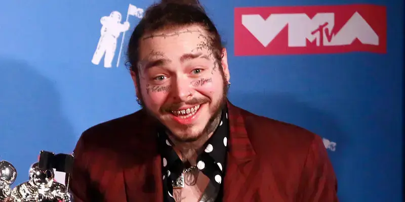 post malone shut down lawyer threatening to release bombshell texts ex girlfriend  deal palimony lawsuit ashlen diaz