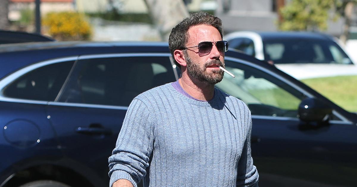 affleck smoking