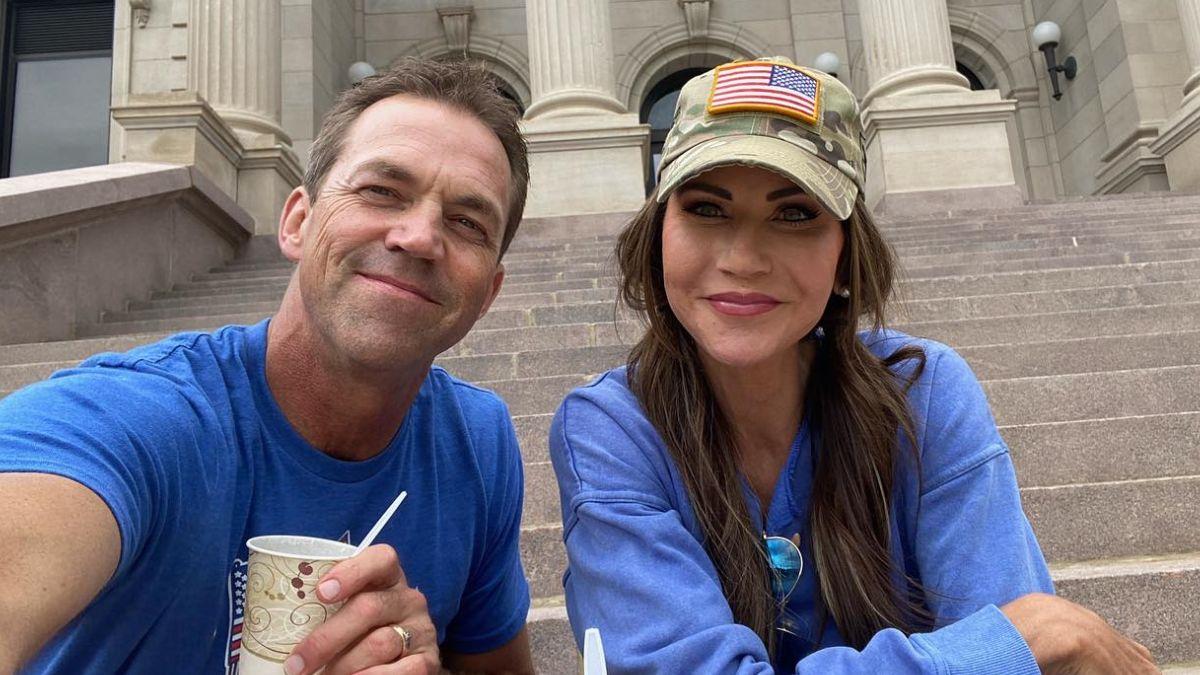 Photo of Bryon and Kristi Noem