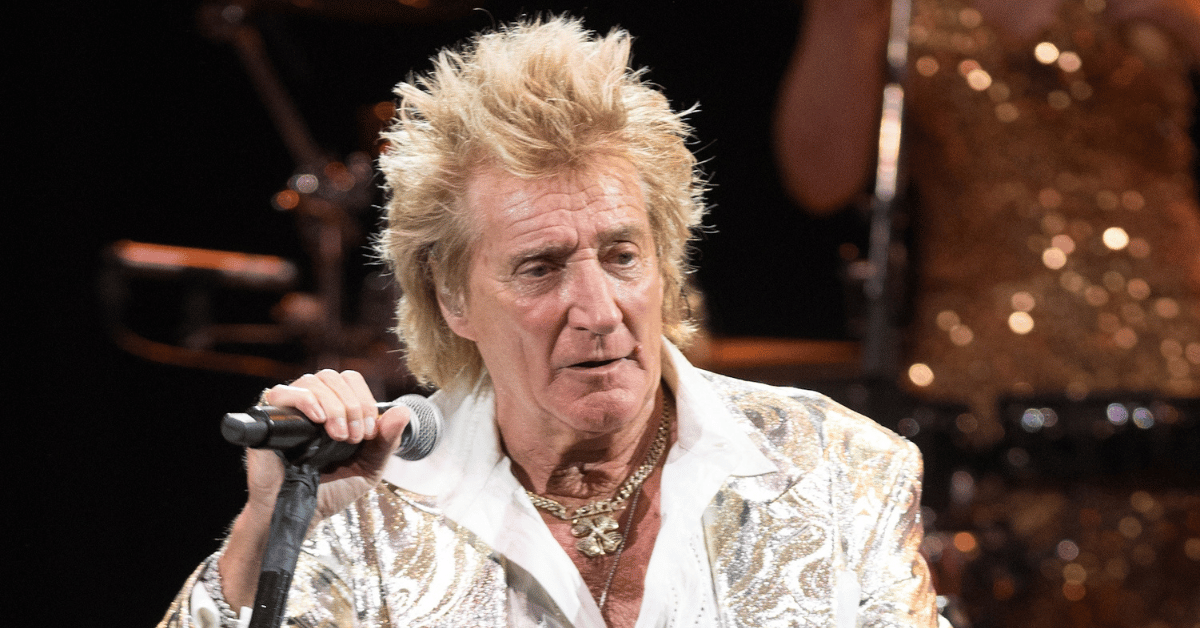 rod stewart pals fear hes drinking himself to death