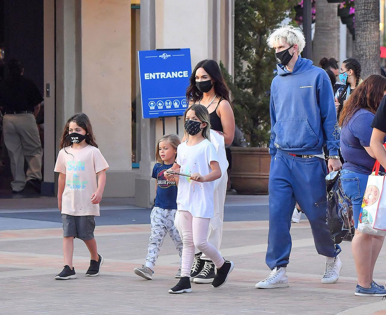 Megan Fox & Machine Gun Kelly Reunite In Greece, Couple Looks Tense As