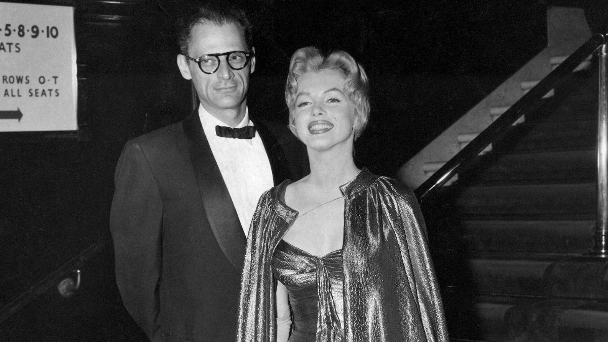 Photo of Arthur Miller and Marilyn Monroe