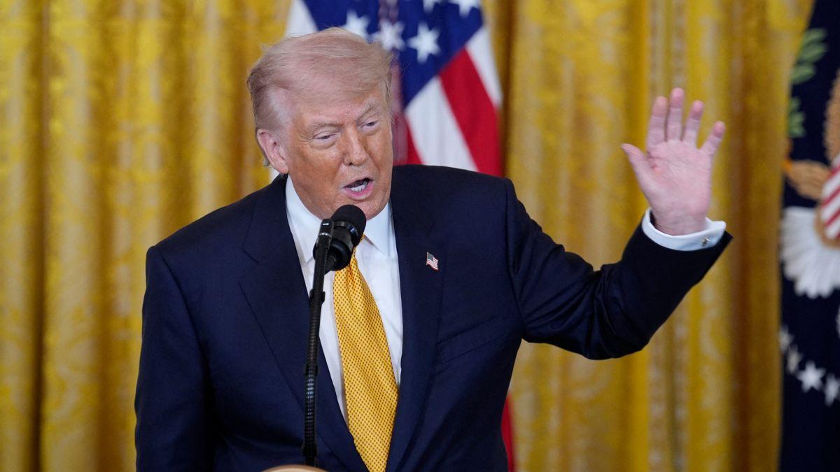 Rep. Jamie Raskin asked that Trump be given cognitive test to rule out dementia.