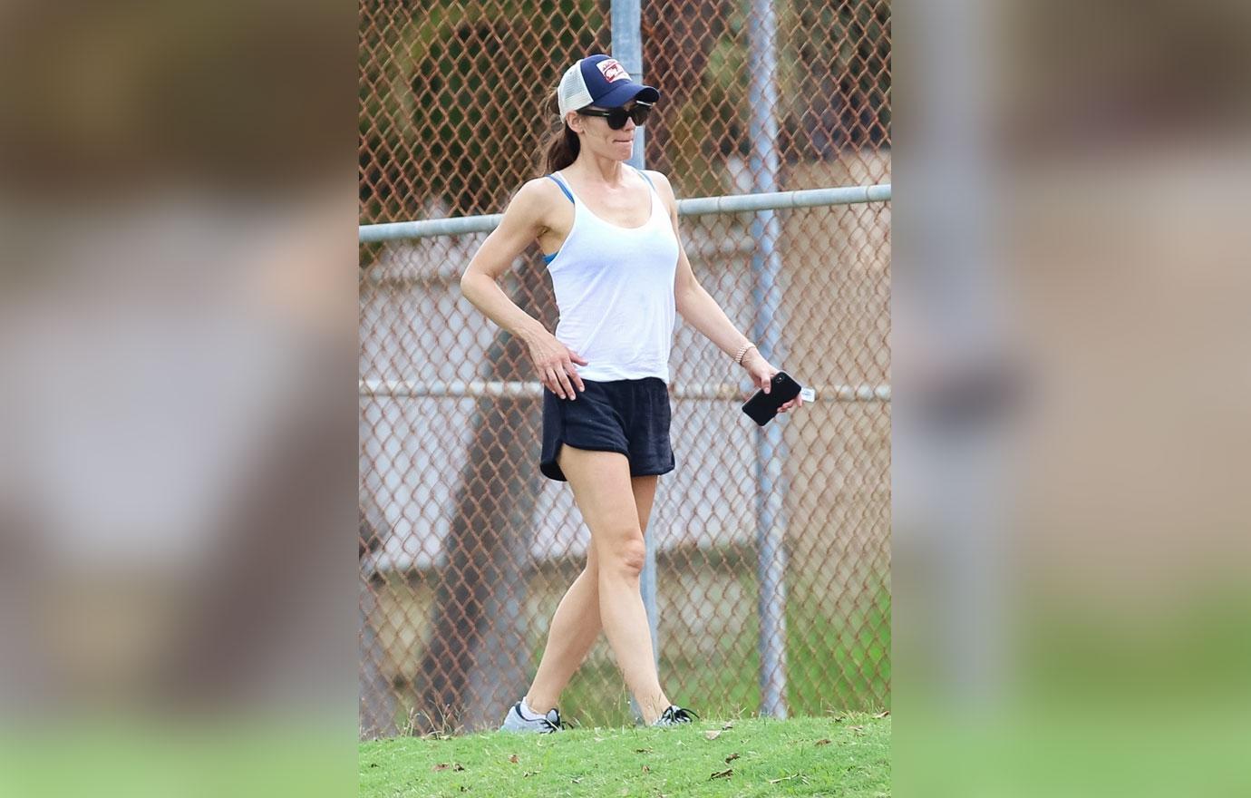 //ben affleck jennifer garner easter holiday reunion hawaii