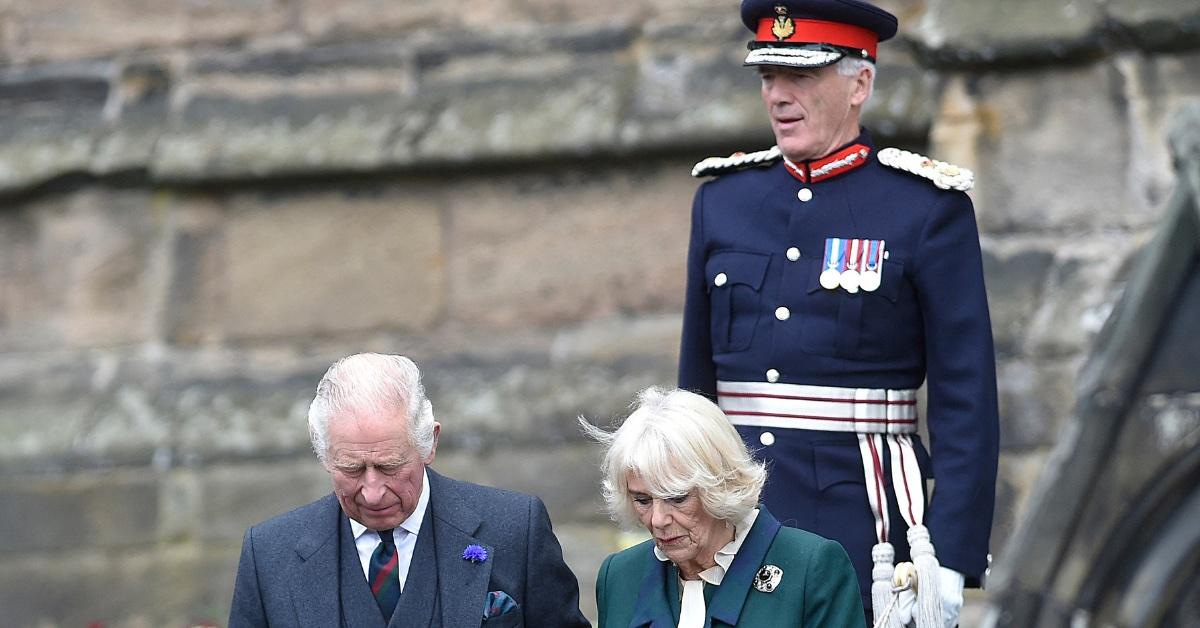 king charles refuses to relocate to buckingham palace