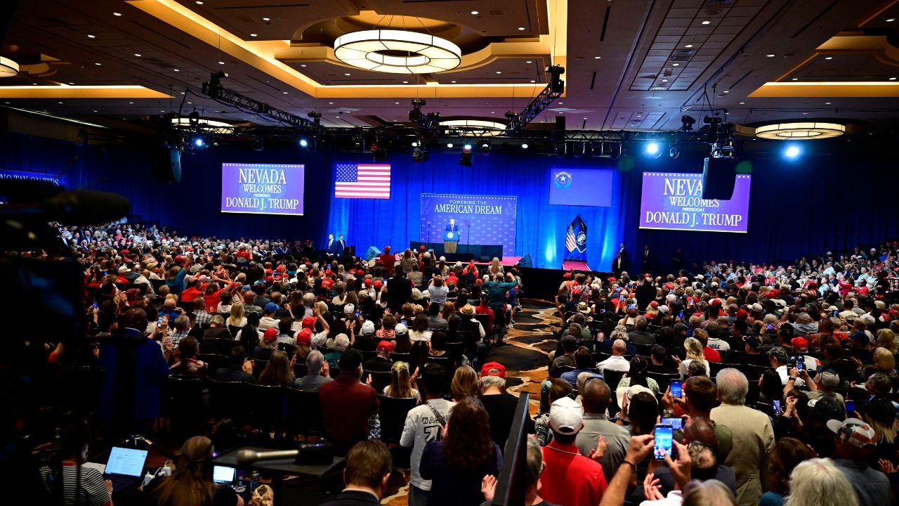 A photo the crowd at a Las Vegas rally