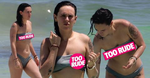 Rumer Willis bikini beach body