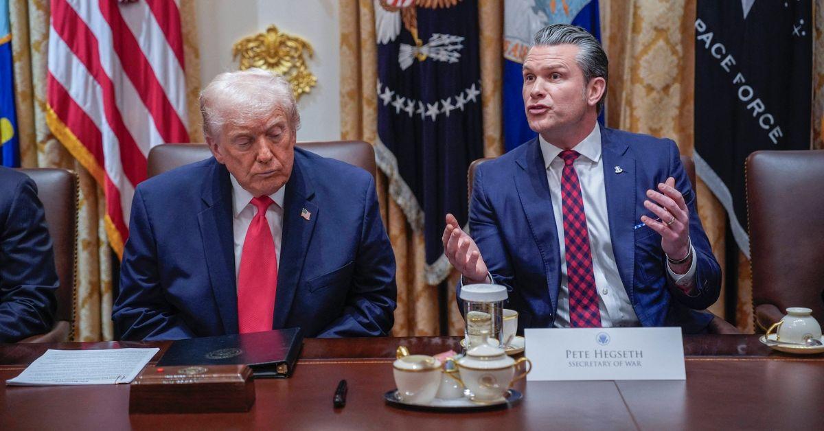 Photo of Donald Trump, Pete Hegseth
