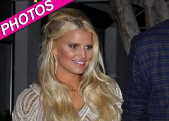 //pp_skinnyjess_akmgsi