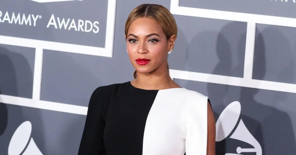 beyonce clothing sales drop  percent