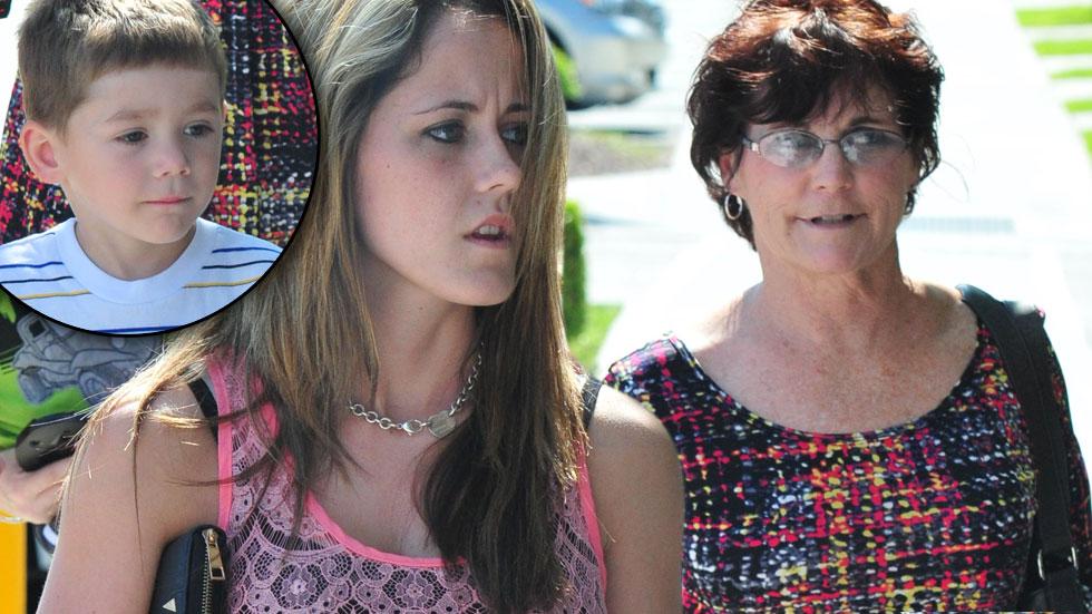 Jenelle and Barbara Evans Fight