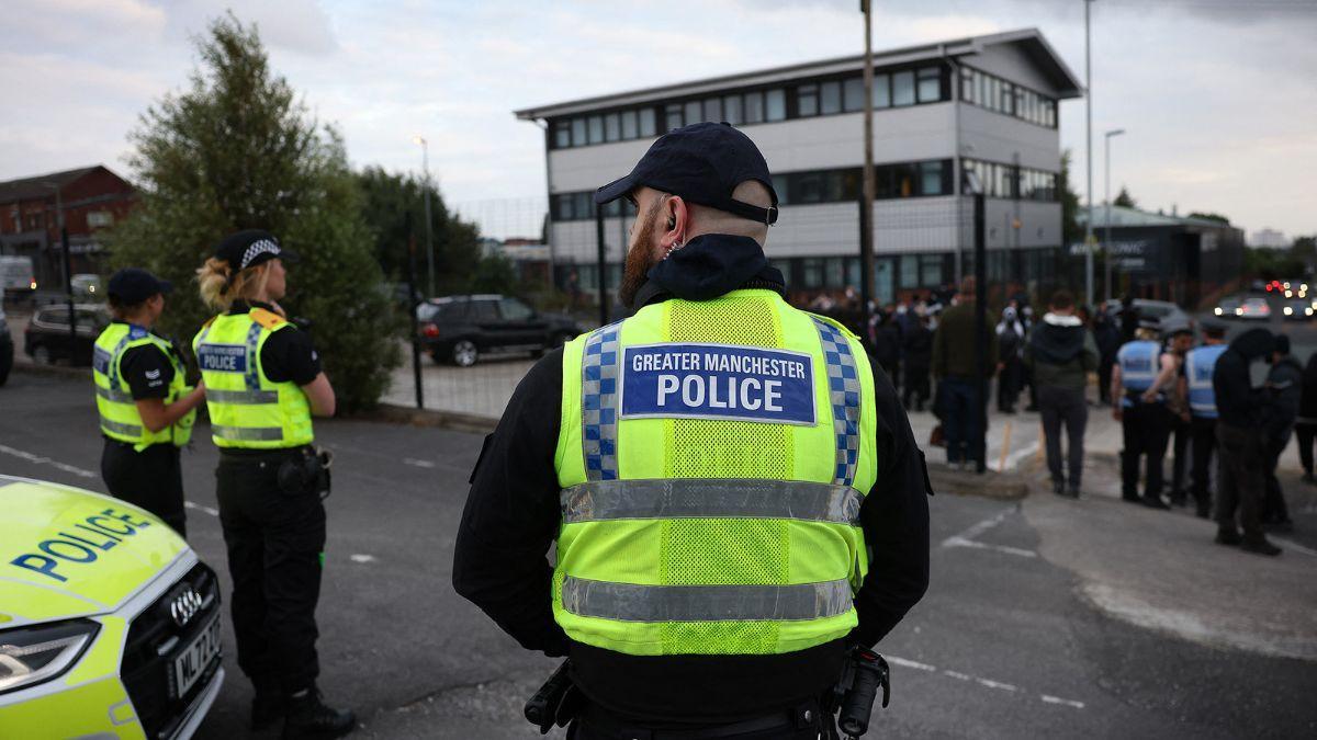 Photo of police