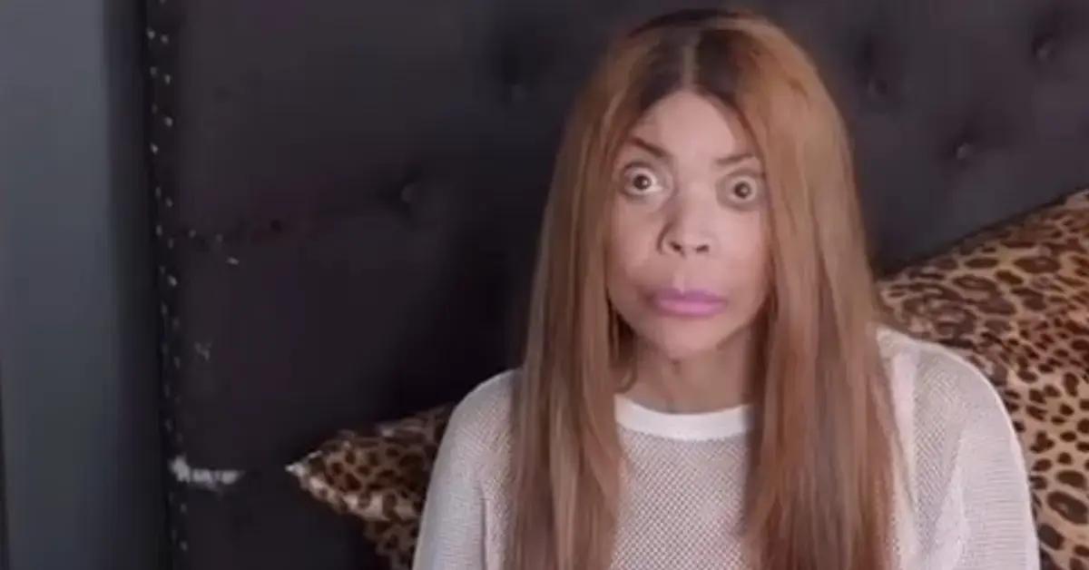 wendy williams sitting on bed