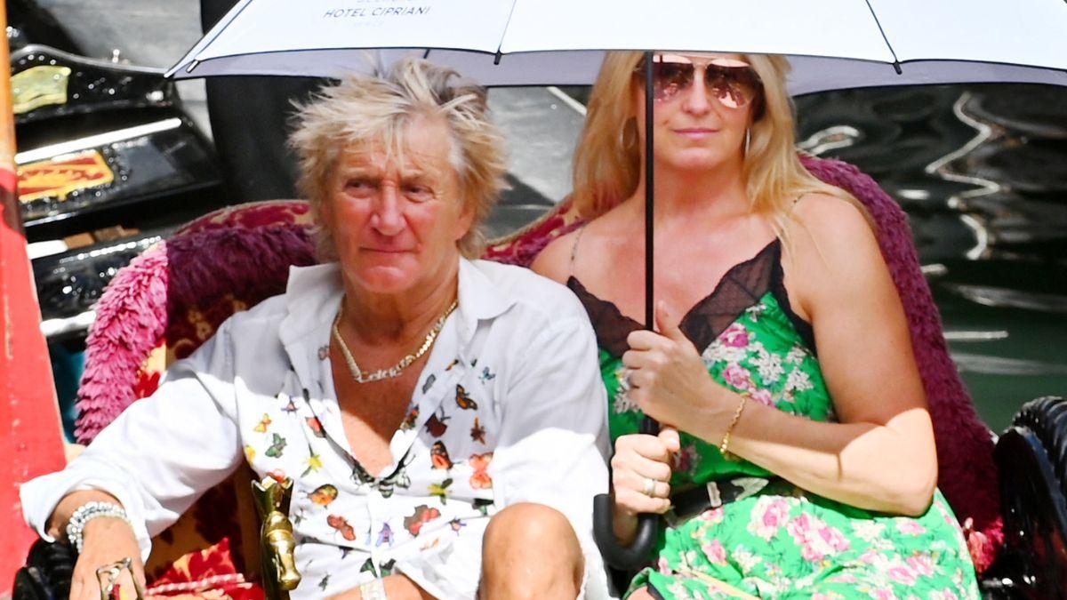Photo of Rod Stewart and Penny Lancaster