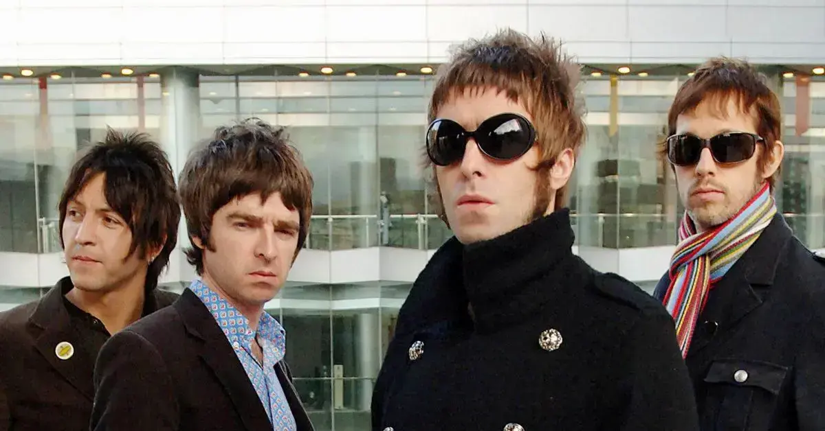 noel and liam gallagher kick booze