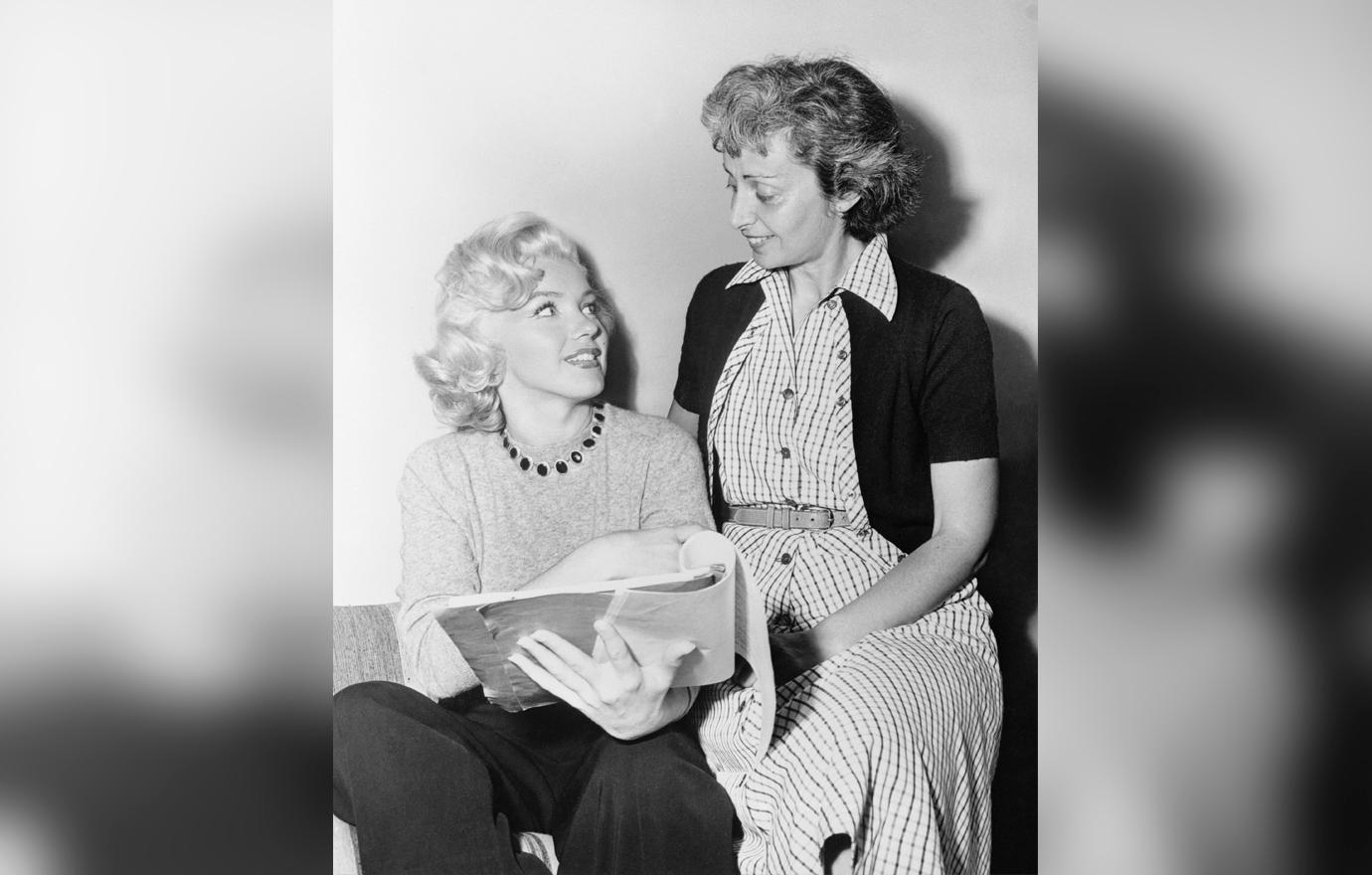 Porn Vintage Marilyn Monroe - Marilyn Monroe Little Black Book Of Lovers Revealed Death Anniversary