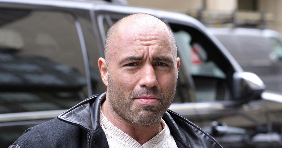 joe rogan set to take stage los angeles two weeks after covid