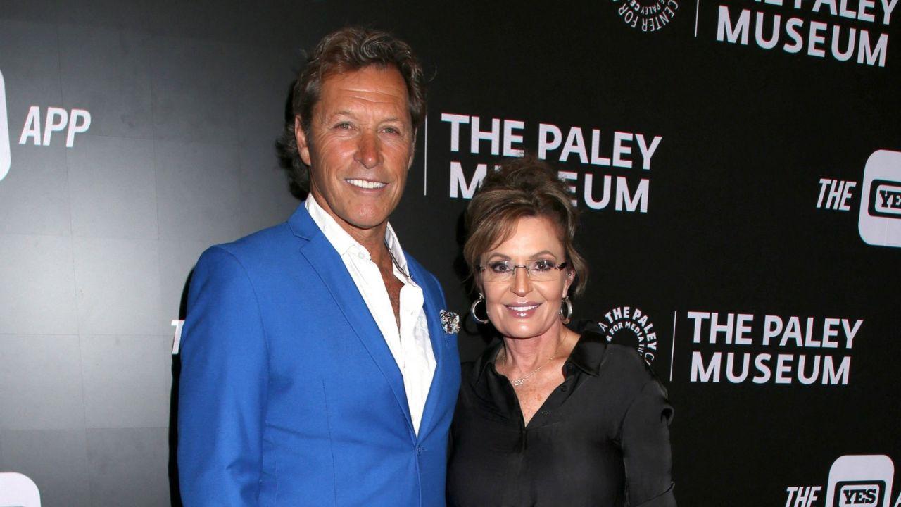 A photo of Sarah Palin and Ron Duguay