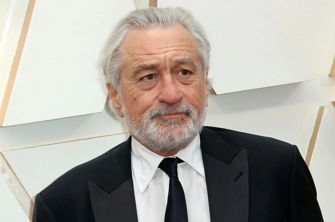 Robert De Niro's NYC Home Targeted By Intruder 