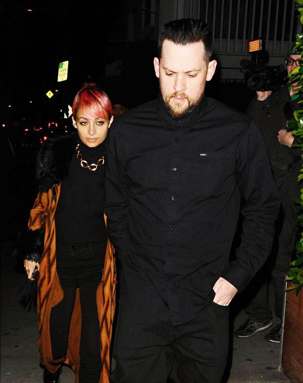 Nicole Richie Joel Madden Divorce Rumors Moving Trucks