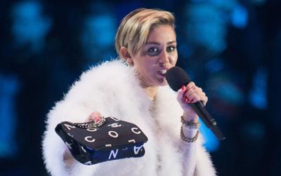 //ffn_cyrus_miley_chp__