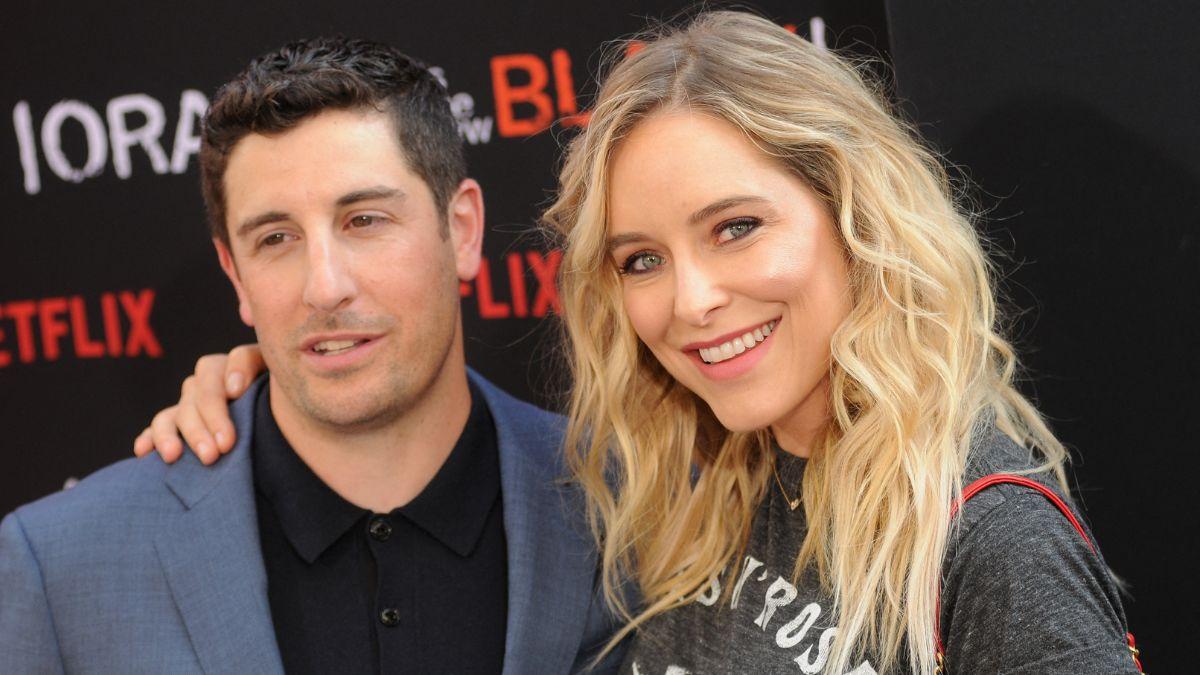 Photo of Jason Biggs and Jenny Mollen