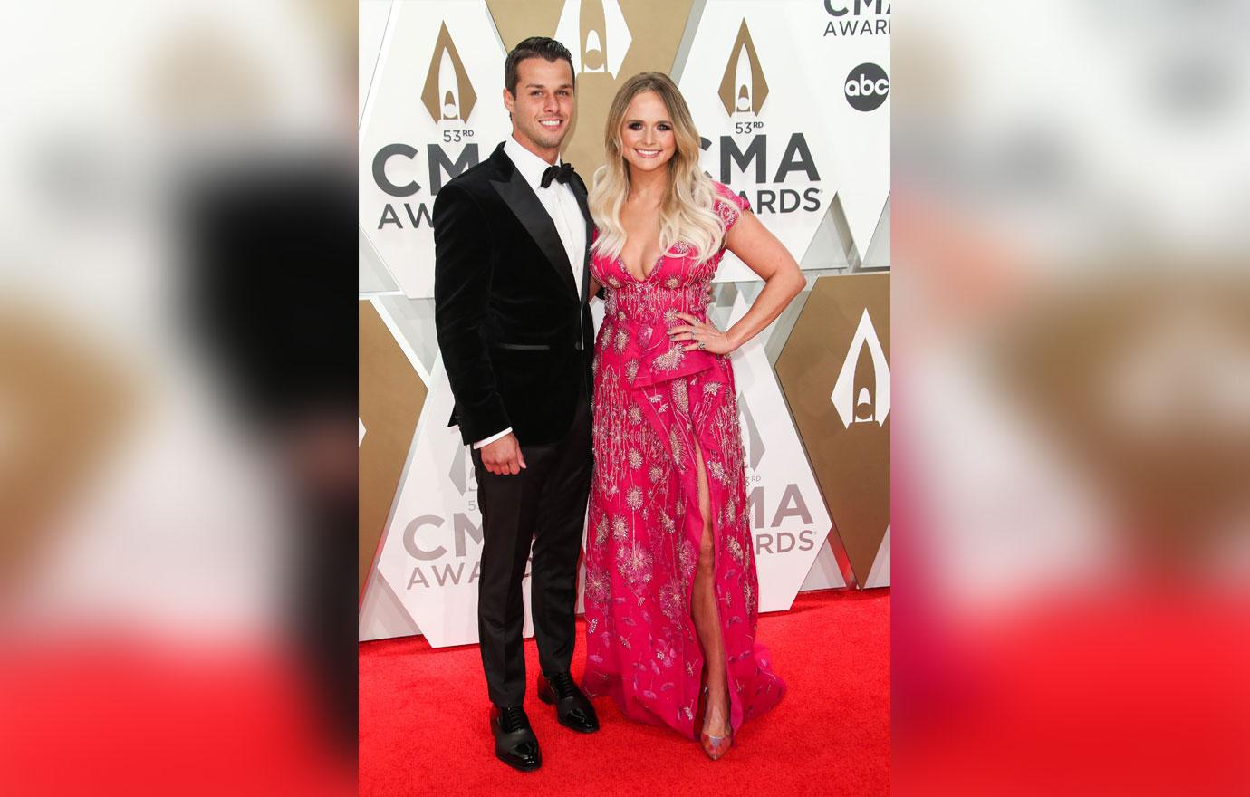 Miranda Lambert & Husband At CMA Awards, Blake Shelton Performs