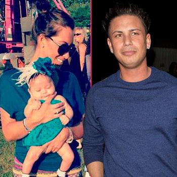 Amanda Markert tells Pauly D to come visit their daughter via Twitter