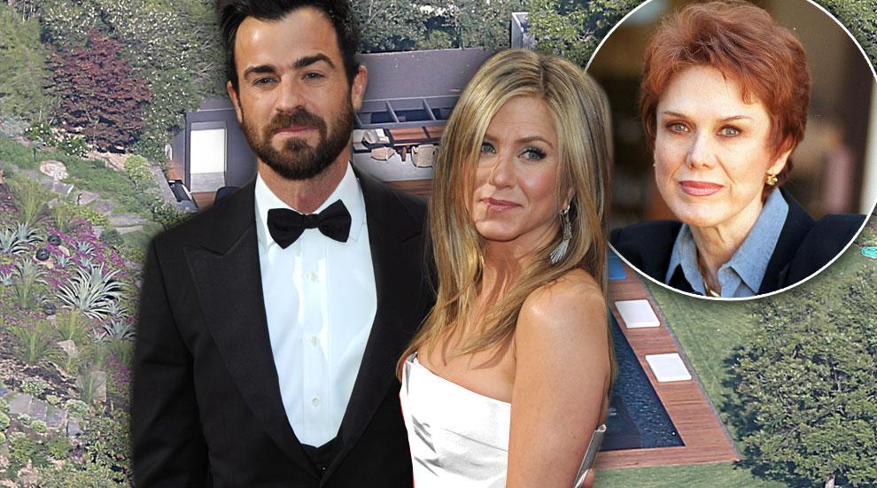 Jennifer Aniston Married Justin Theroux Mom Nancy Not Invited