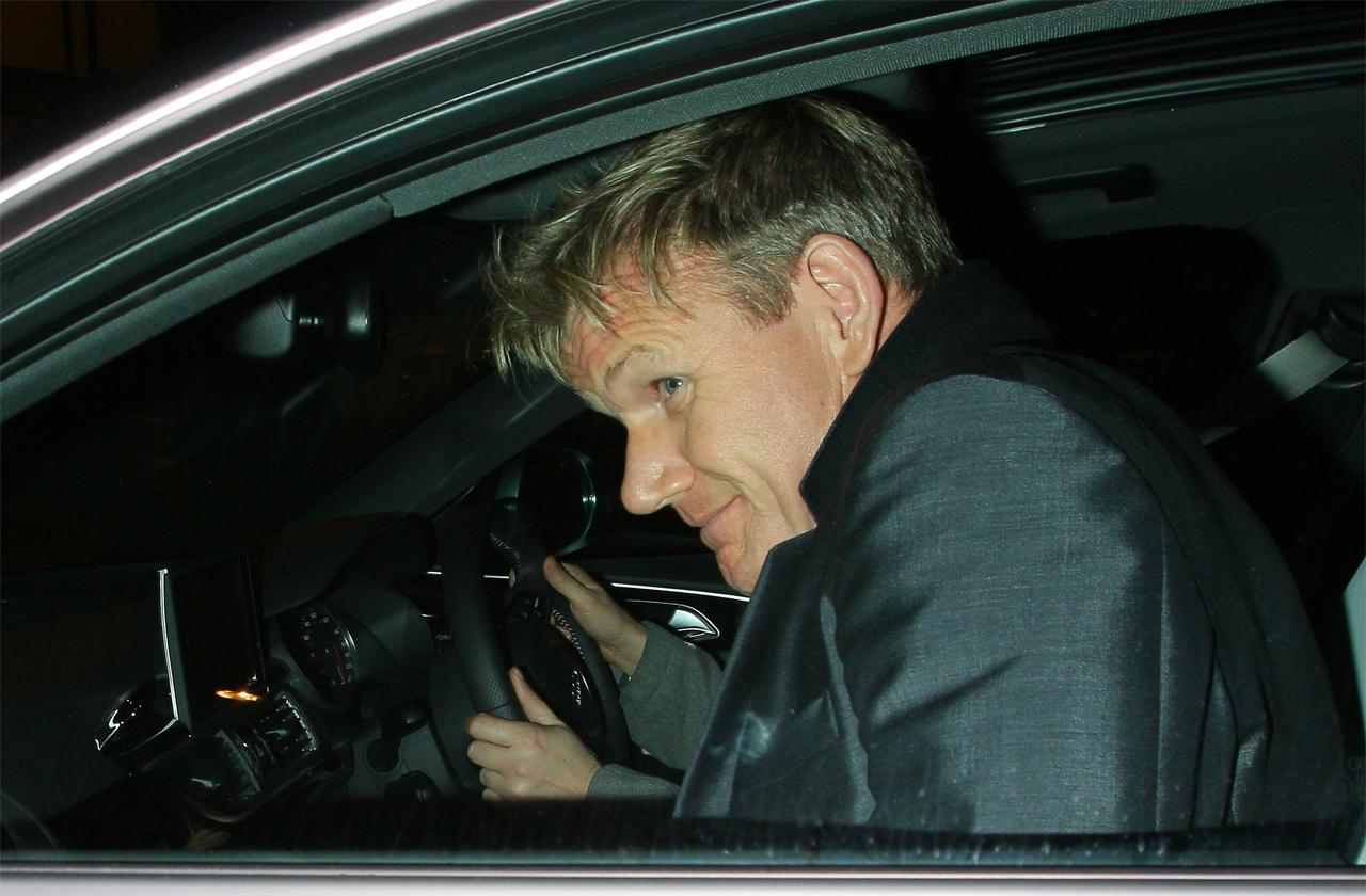 //chef gordon ramsay wraps license plate to speed ferrari pp