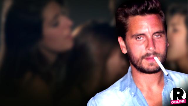 //scott disick gets girls number flirting fans drinking claims report costa rica SL