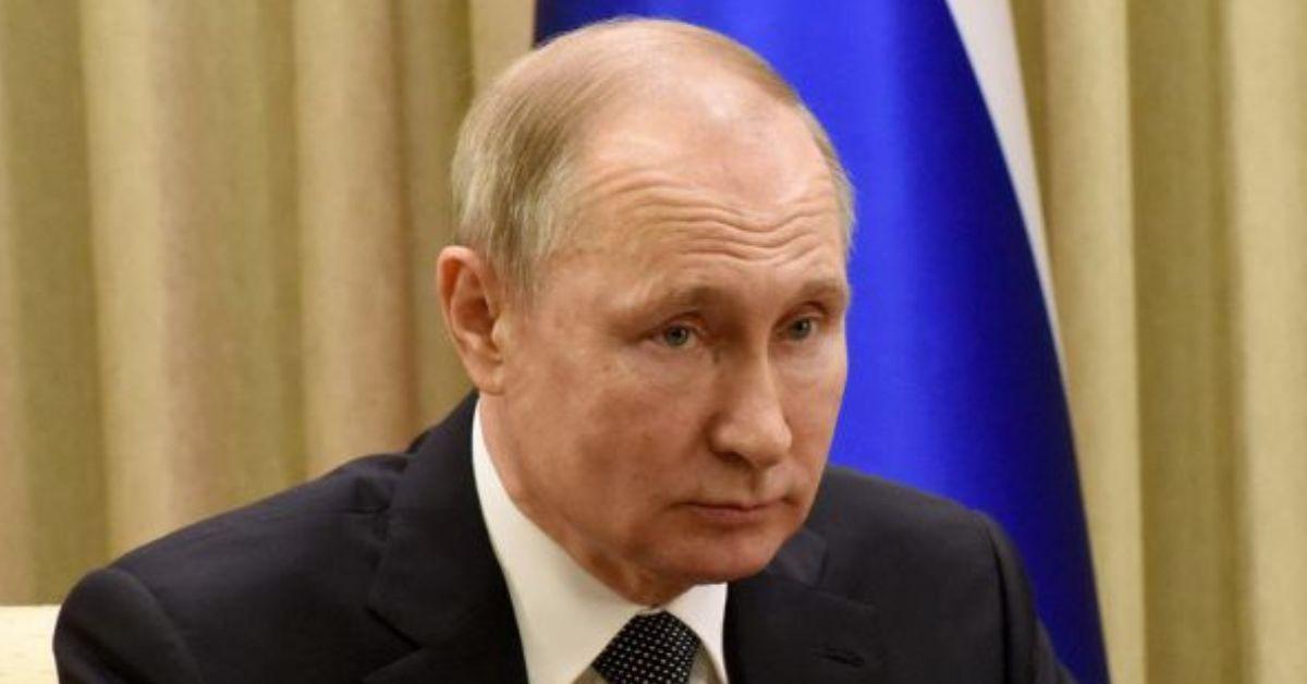 Kremlin Insiders Say Vladimir Putin's Health Is 'Sharply Deteriorating'