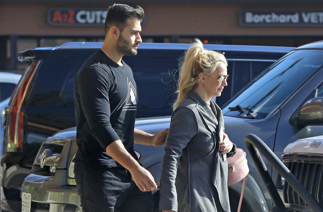 Britney Spears Spotted For First Time Since Canceling Tour Due To Dad Jamie’s Medical Crisis