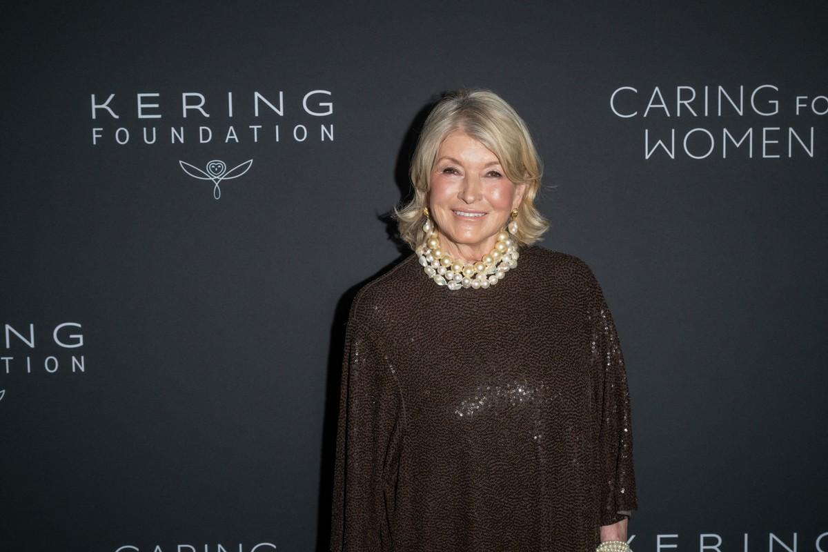 Martha Stewart recalled urging John F. Kennedy Jr. to get a copilot before his fatal 1999 flight.
